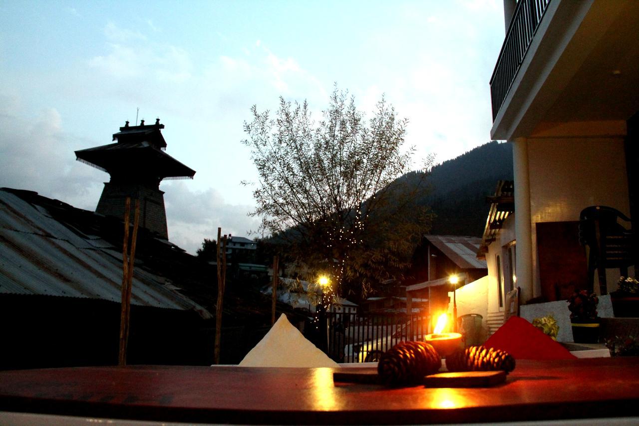 Bros Hostel Manali Eksteriør bilde
