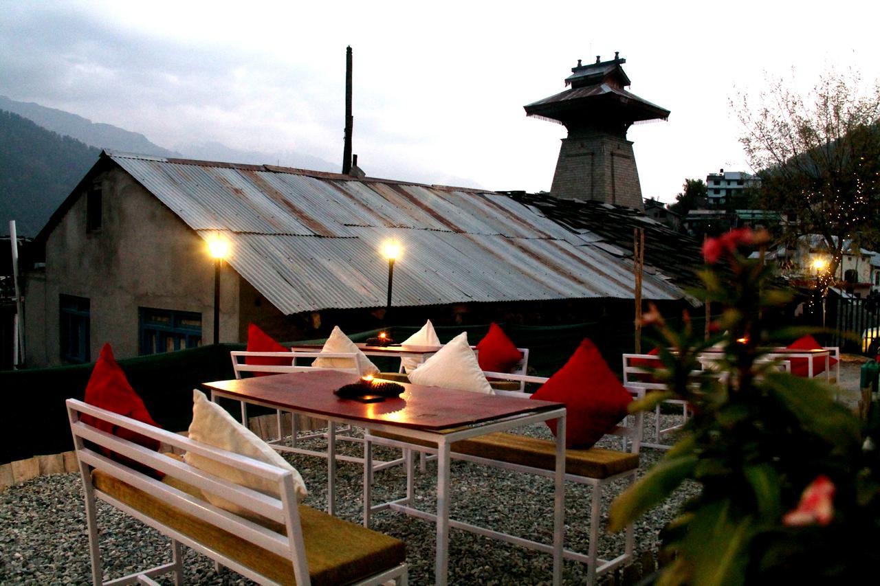 Bros Hostel Manali Eksteriør bilde