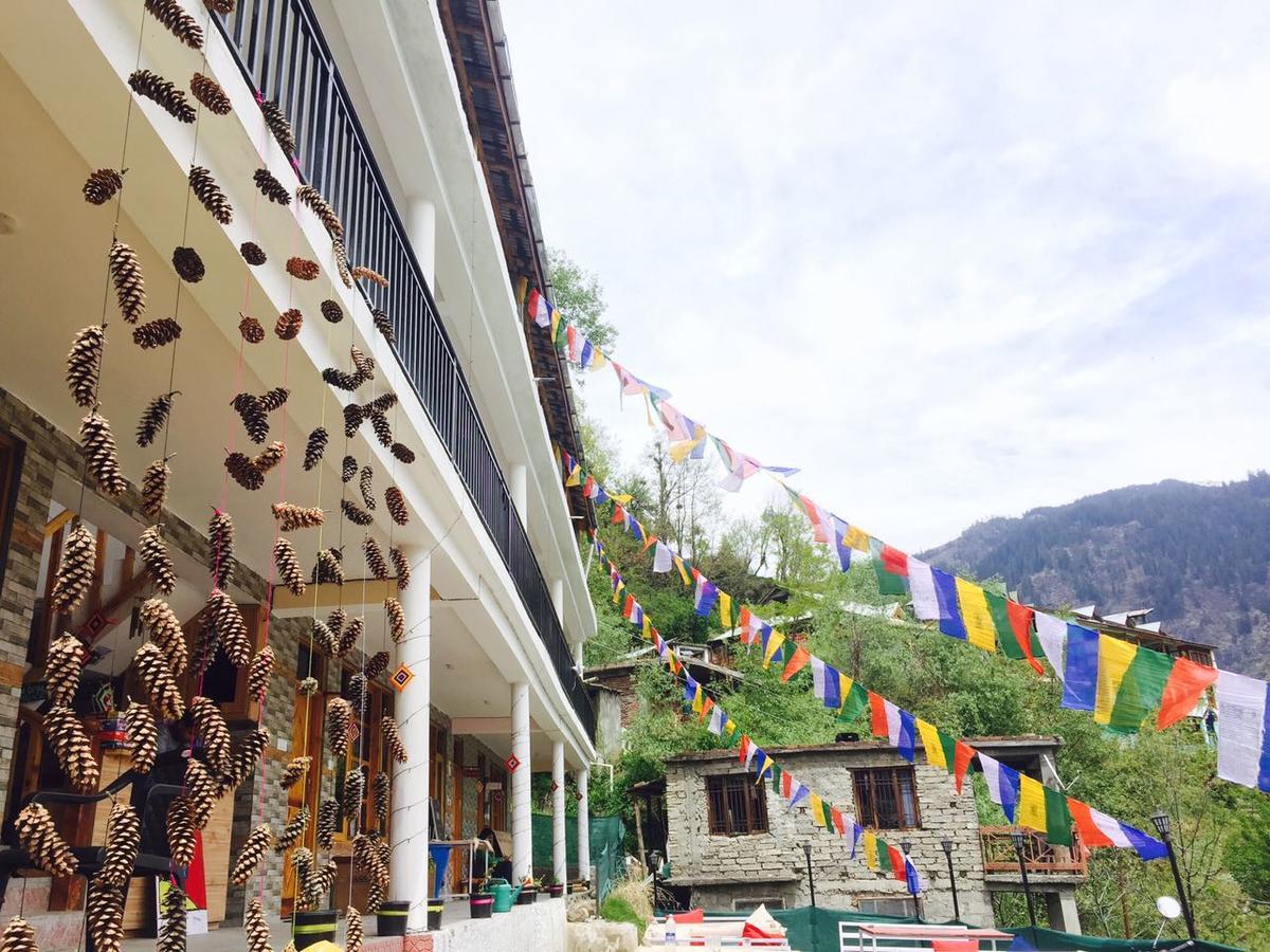 Bros Hostel Manali Eksteriør bilde