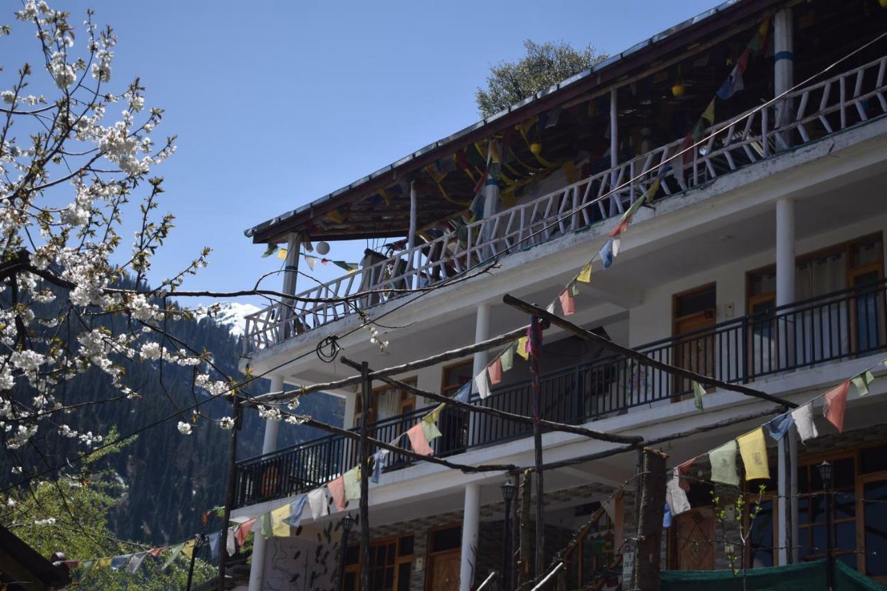 Bros Hostel Manali Eksteriør bilde